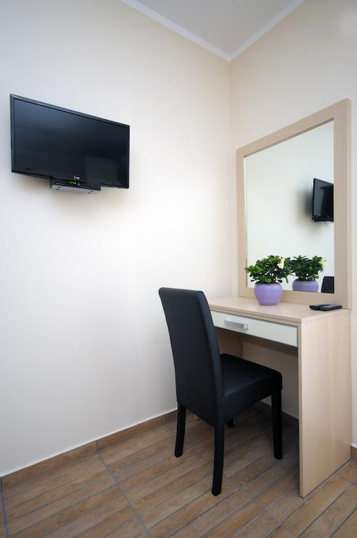 Apartments Royal Будва Стая снимка